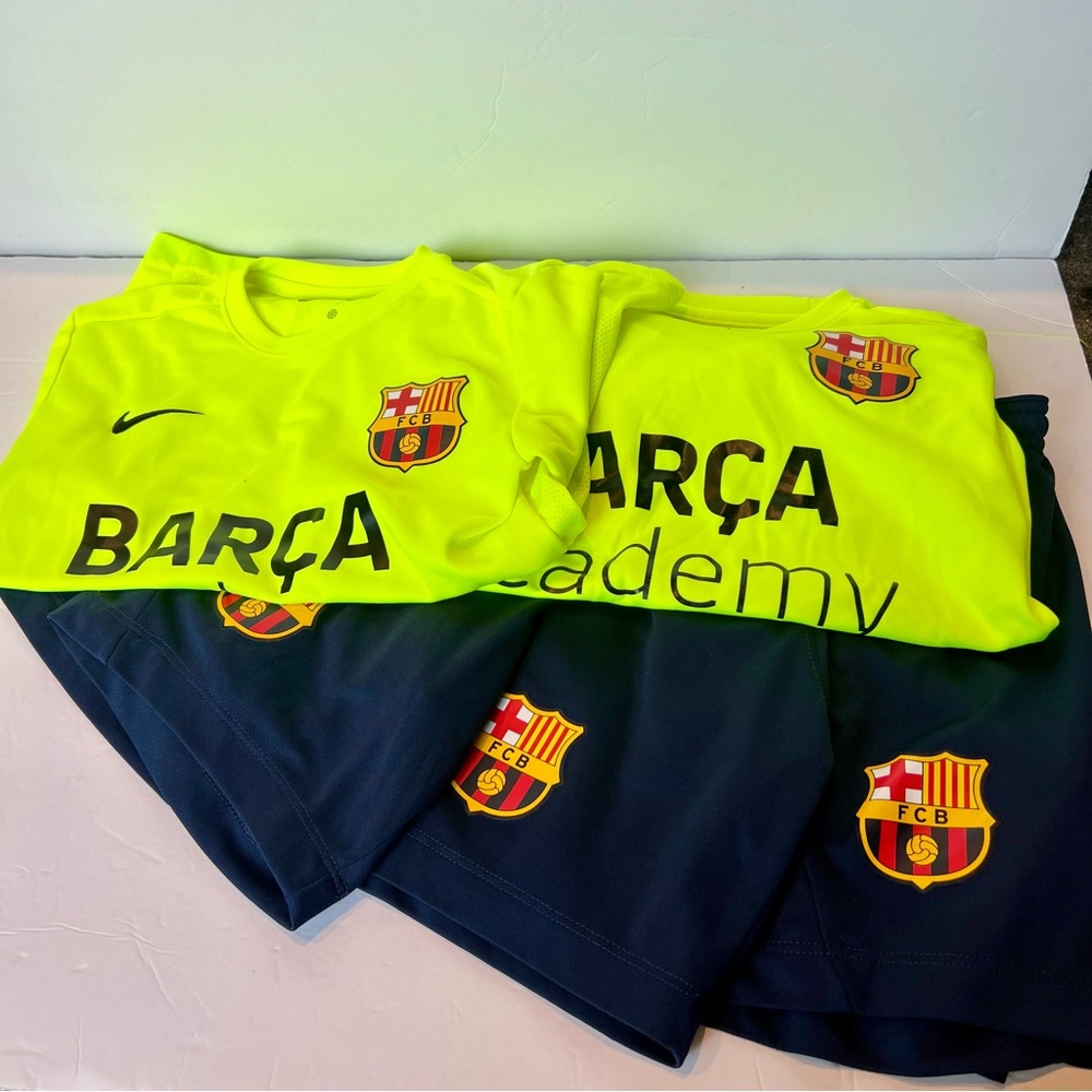 FC Barcelona Barca Academy shirts and shorts set